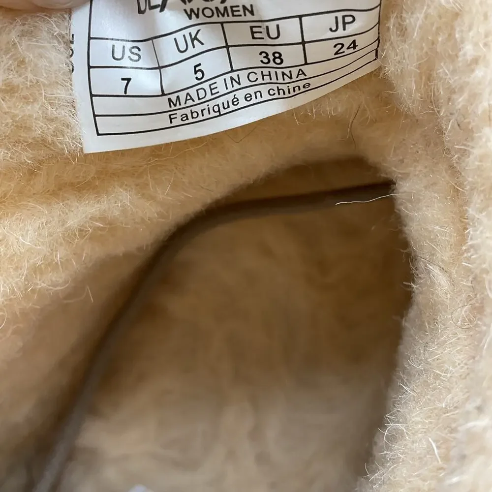 NEW Bearpaw Women’s Marlowe Suede Heeled Boots Mushroom Size 7
